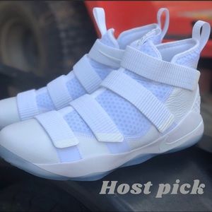 Nike Lebron  XI Triple White